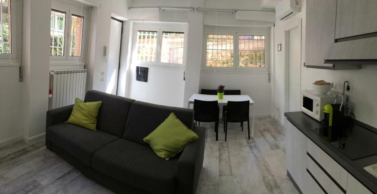Oasi Metropolitana Apartment Roma Exterior foto